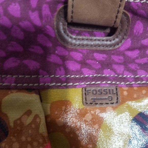 EUC Fossil Keyper Bag - Picture 2 of 6